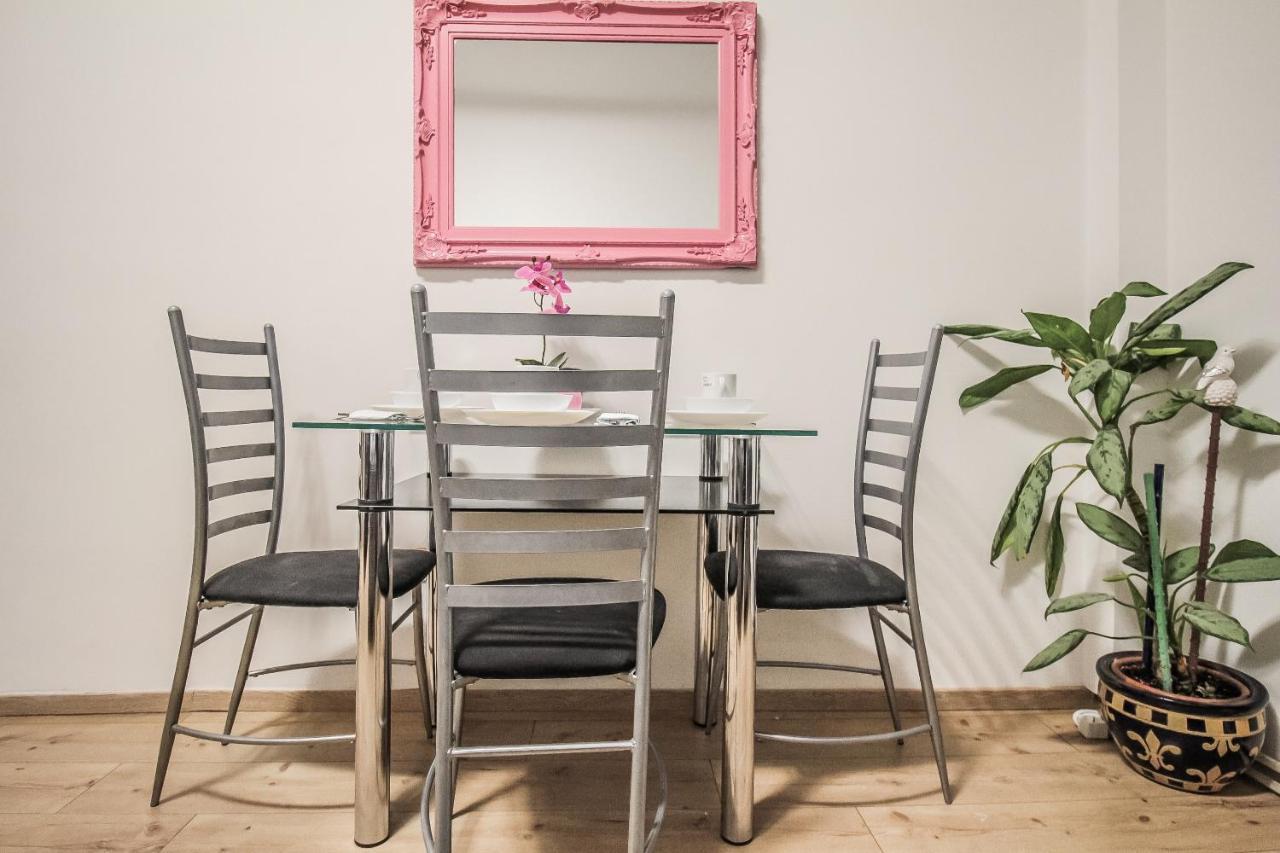 וינה Comfort Quad Room Hn מראה חיצוני תמונה