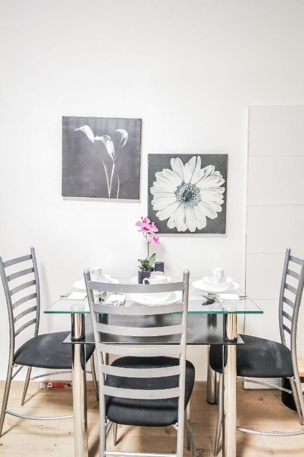 וינה Comfort Quad Room Hn מראה חיצוני תמונה